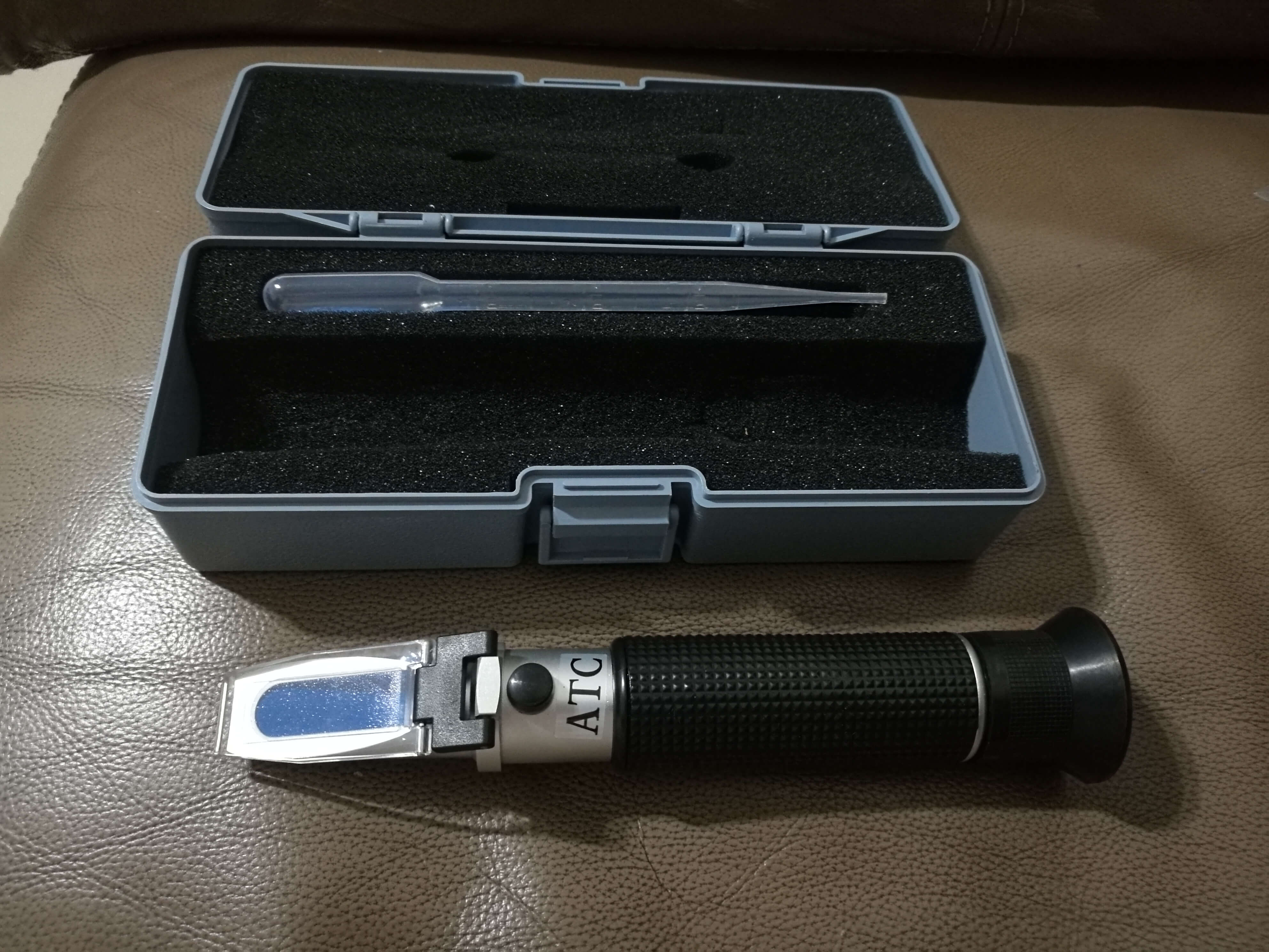 Refractometer